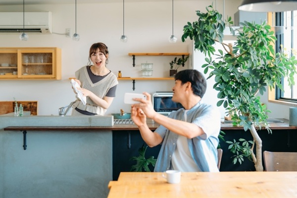 対面キッチンで後悔しないために|使いやすさとデザインを両立するポイントとは?-人気の理由
