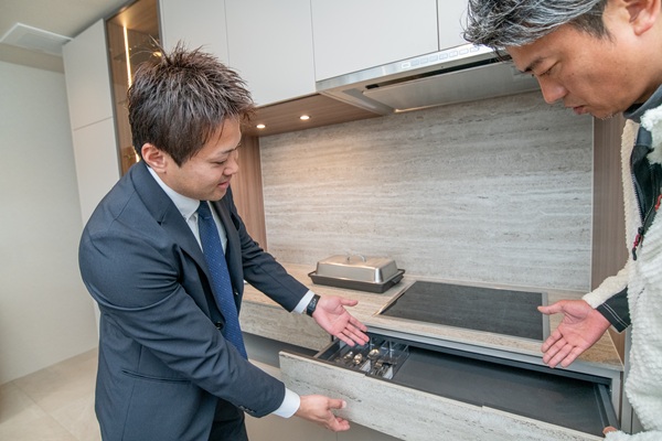キッチン収納は「量」より「使いやすさ」!後悔しない収納計画とは-使いやすい設計